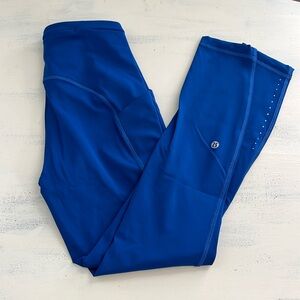 Like New! Swift Speed High-Rise 25” with pockets!